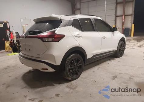 2021 Nissan Kicks Sr Xtronic Cvt z USA, uszkodzony, nr VIN 3N1CP5DV3ML561767